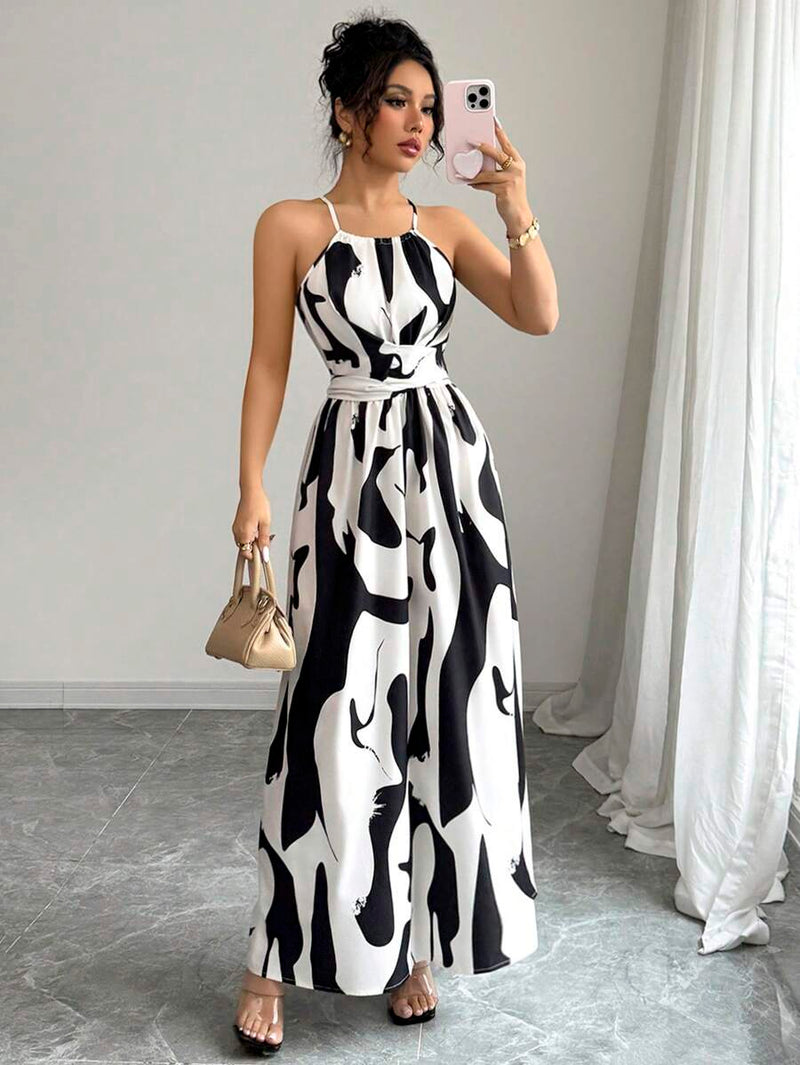 Vestido Elenzga Assimétrico com Decote Halter