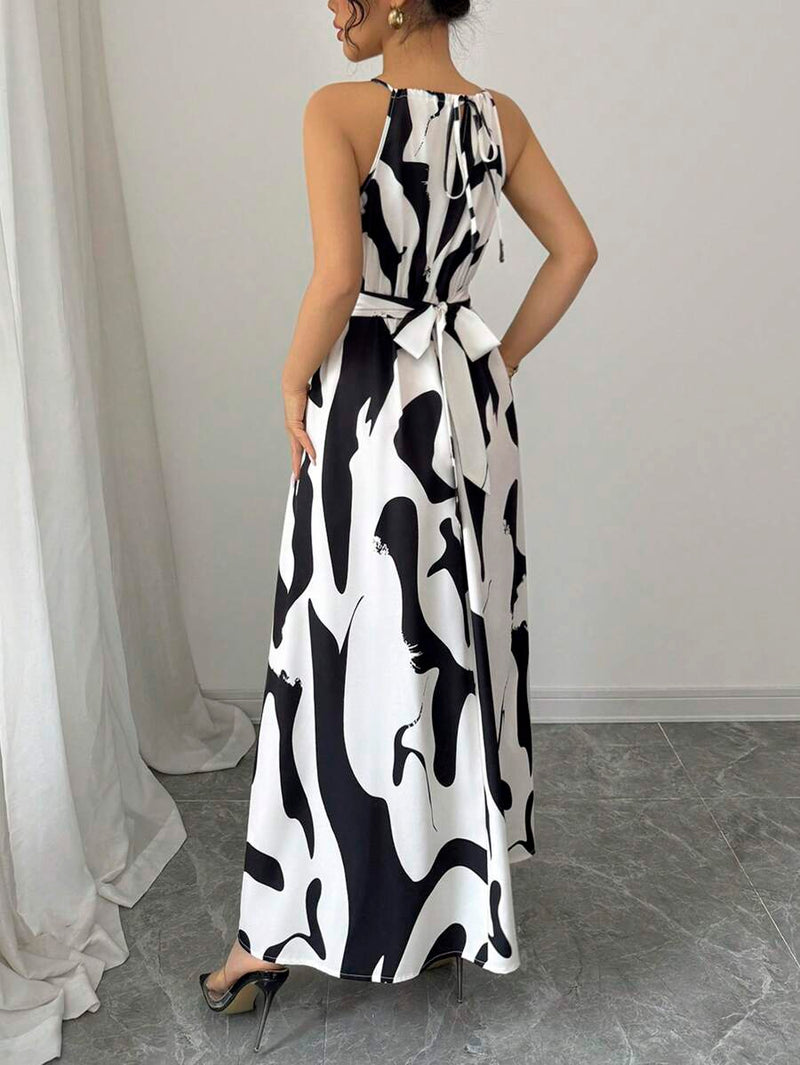 Vestido Elenzga Assimétrico com Decote Halter
